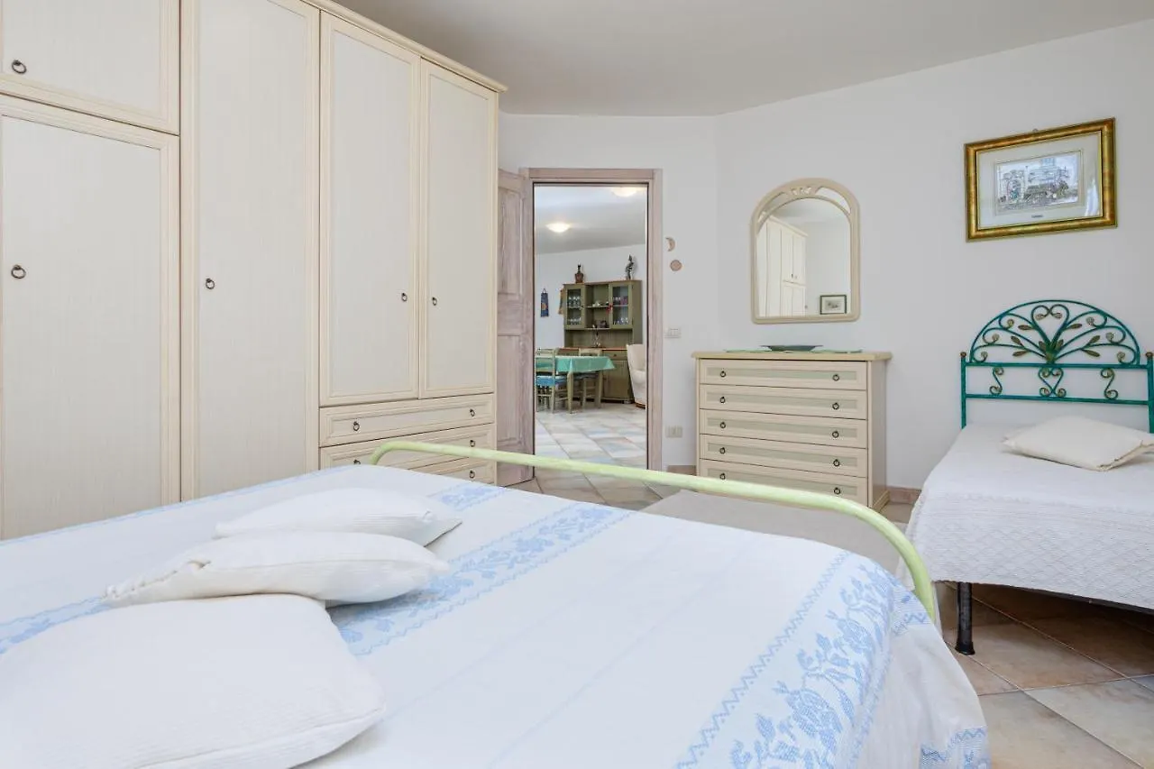 Domus Veldi Frandre Villa Arzachena 0*,