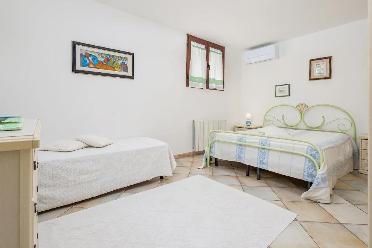 Holiday home Domus Veldi Frandre Villa Arzachena Italy